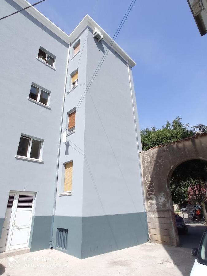 Niki Apartment *